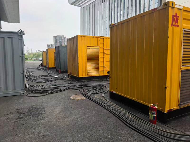 益阳不同季节柴油发电机组保养有哪些注意事项?