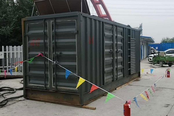 益阳发电机租赁空气滤清器多久更换一次？